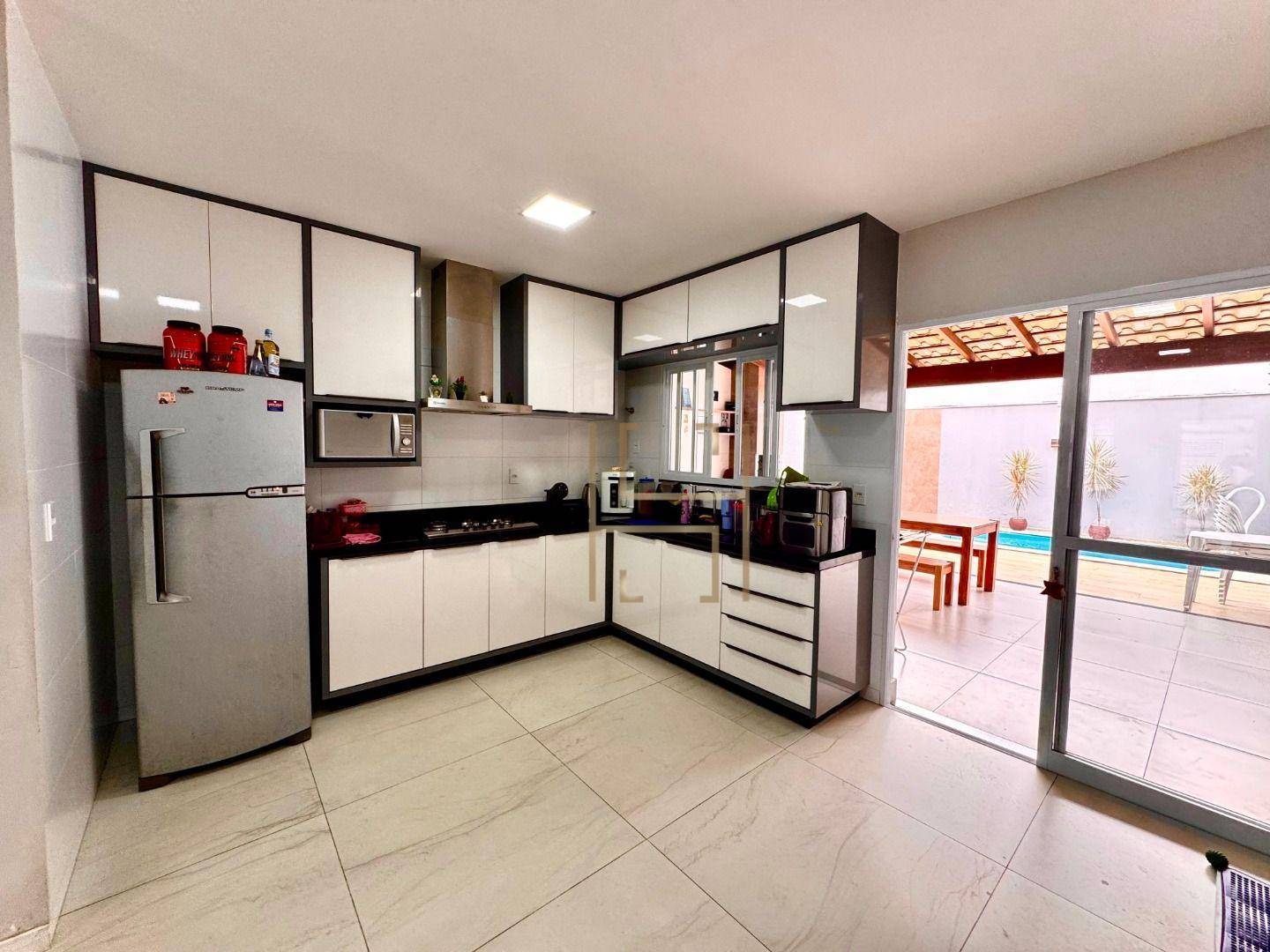 Casa, 3 quartos, 220 m² - Foto 10