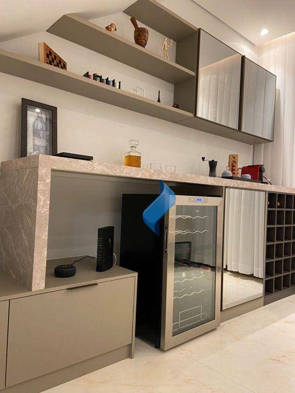 Apartamento à venda com 3 quartos, 199m² - Foto 31