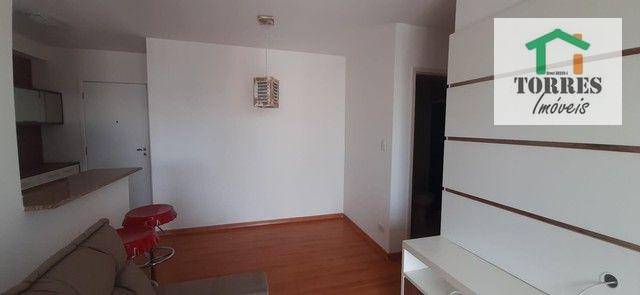 Apartamento à venda com 2 quartos, 68m² - Foto 2