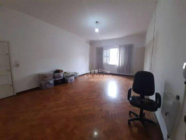 Casa para alugar com 4 quartos, 367m² - Foto 5