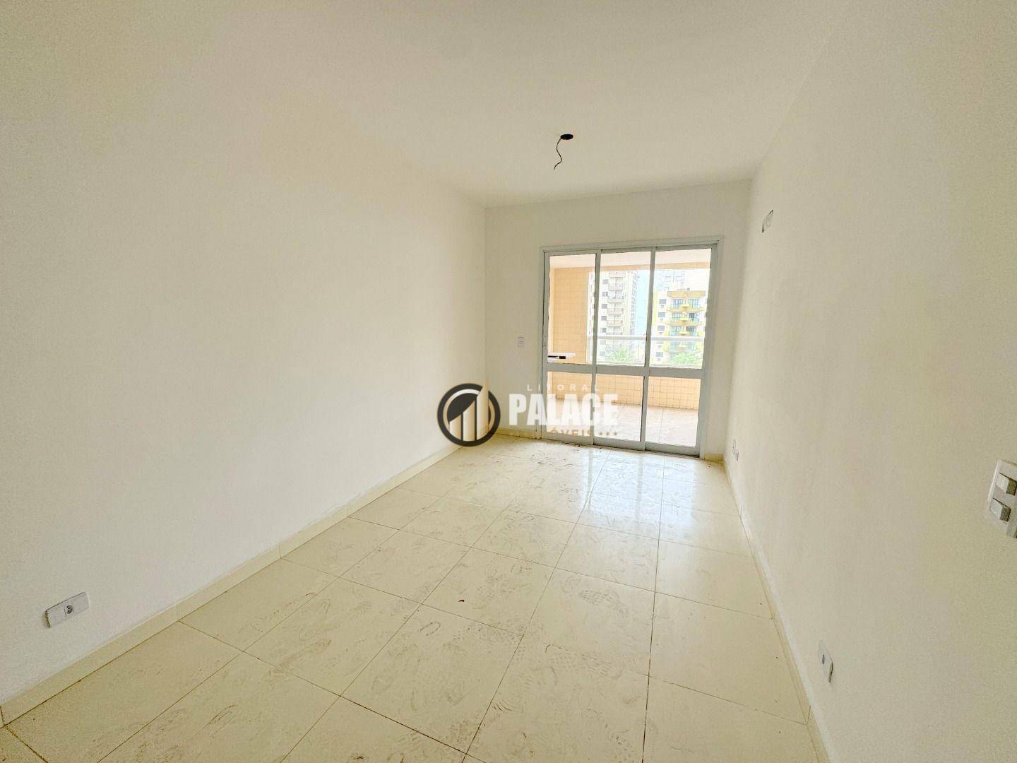 Apartamento à venda com 2 quartos, 84m² - Foto 3