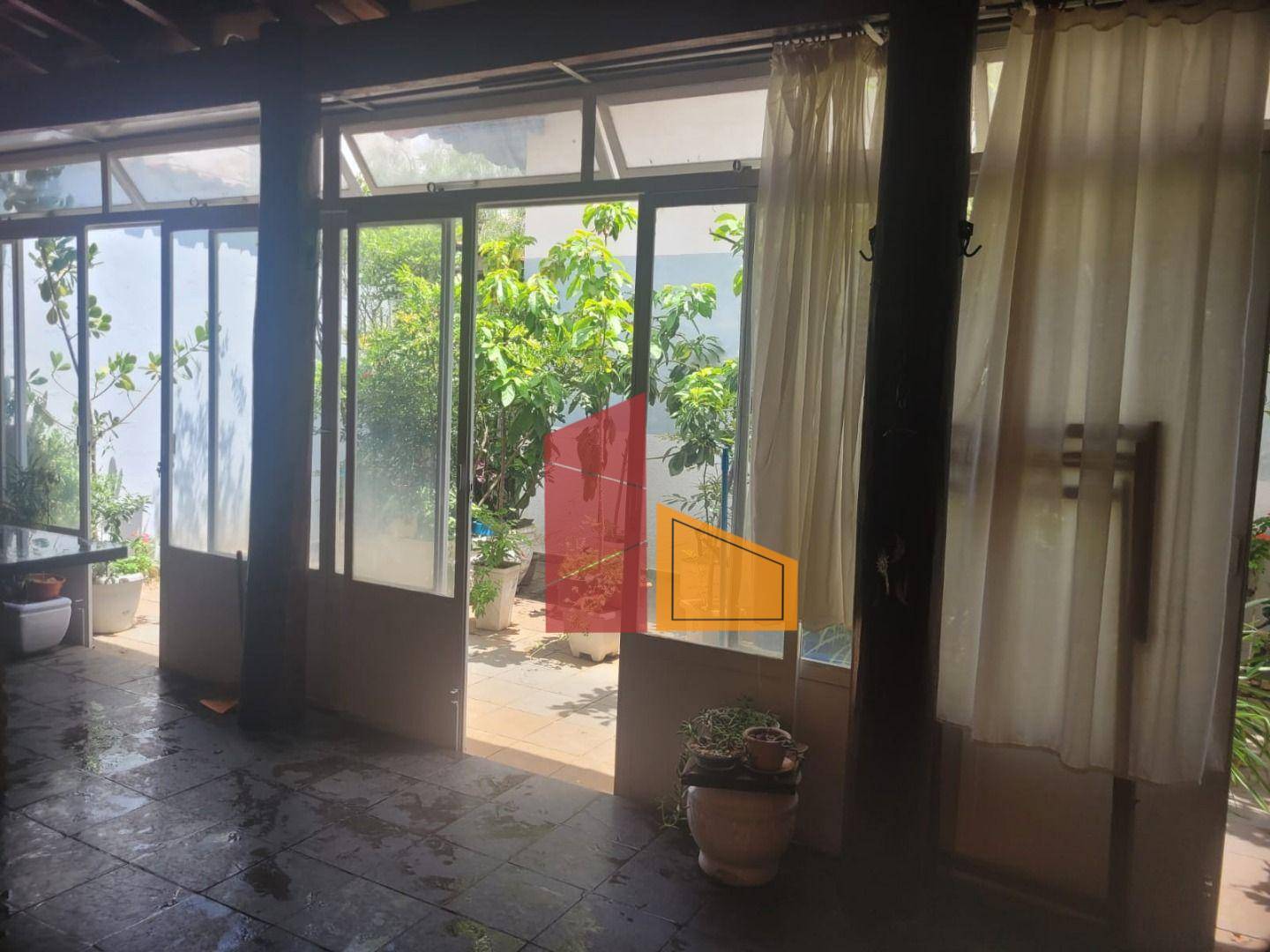 Casa à venda com 3 quartos, 260m² - Foto 6