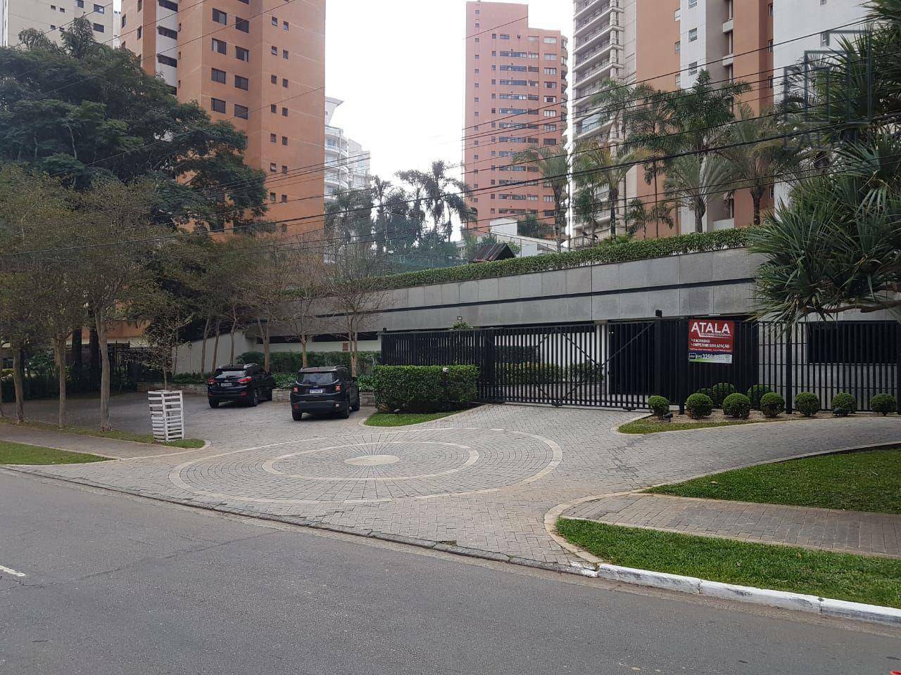 Apartamento para alugar com 3 quartos, 126m² - Foto 29