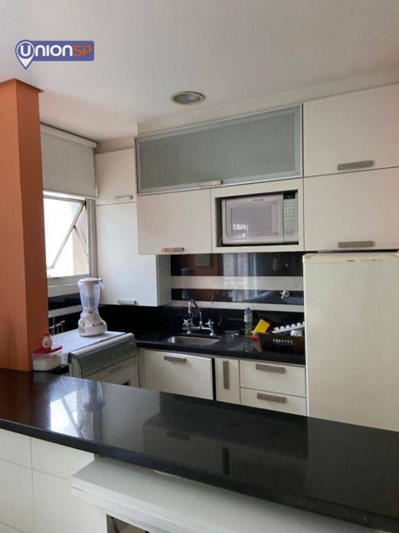 Apartamento à venda com 1 quarto, 42m² - Foto 12