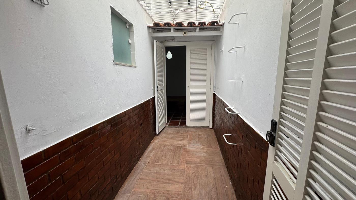 Casa para alugar com 2 quartos, 120m² - Foto 13