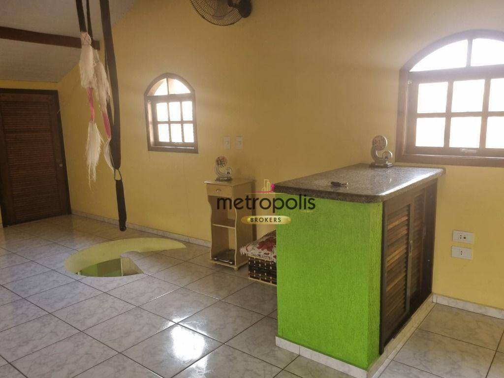 Sobrado à venda com 4 quartos, 300m² - Foto 11