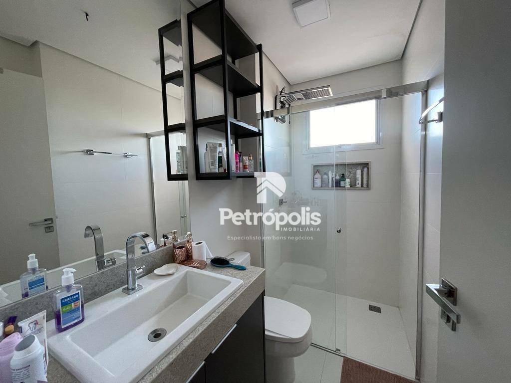 Apartamento à venda com 3 quartos, 163m² - Foto 17