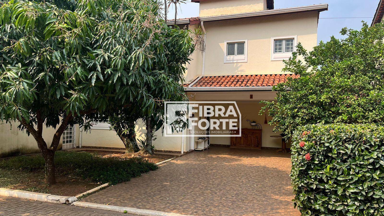 Casa de Condomínio à venda com 4 quartos, 180m² - Foto 1