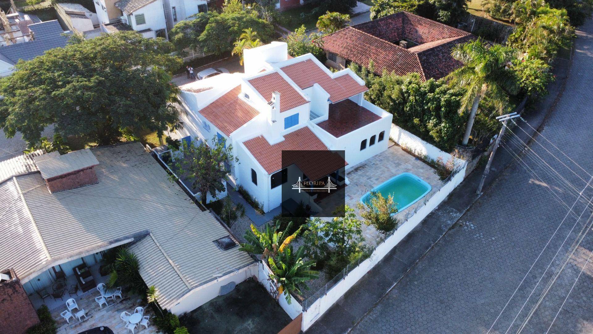 Casa de Condomínio à venda com 5 quartos, 346m² - Foto 1