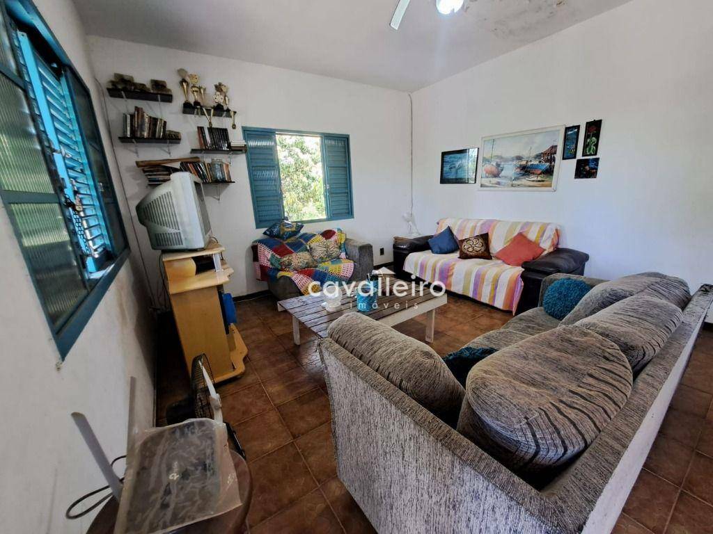 Casa à venda com 3 quartos, 300m² - Foto 27