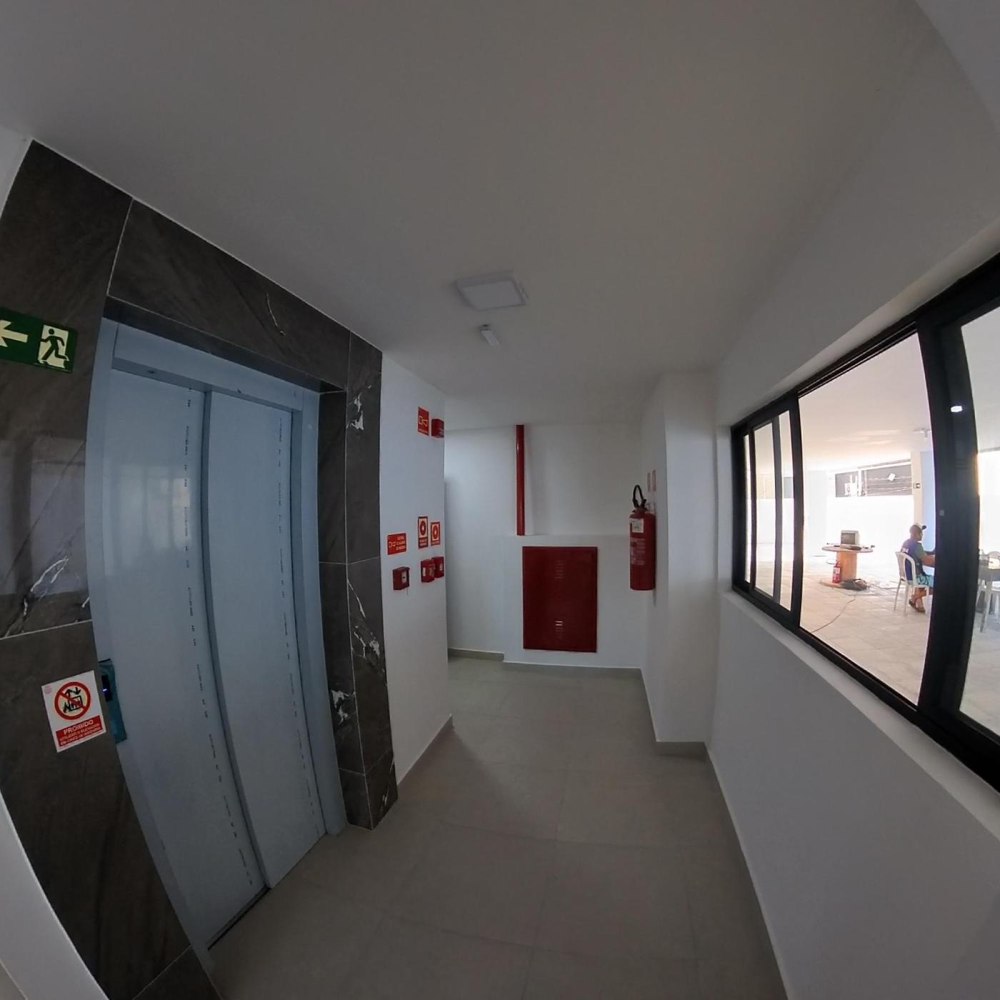 Cobertura à venda com 3 quartos, 70m² - Foto 4