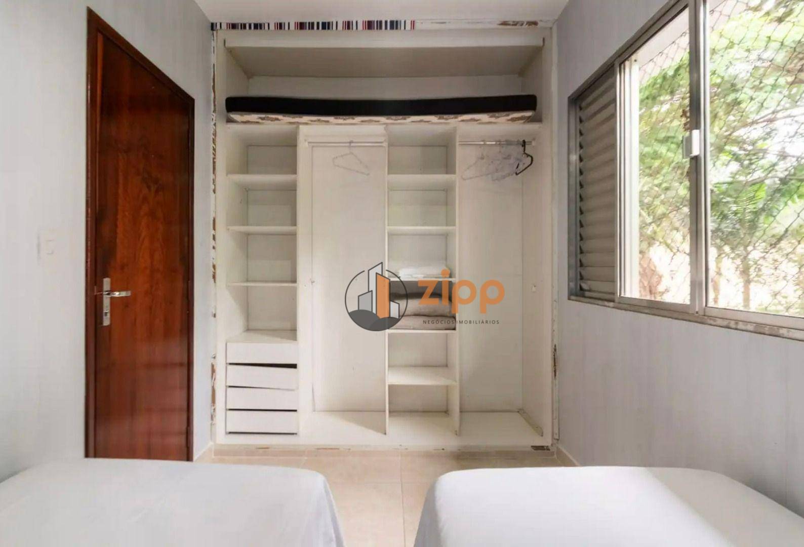 Sobrado à venda com 6 quartos, 400m² - Foto 7