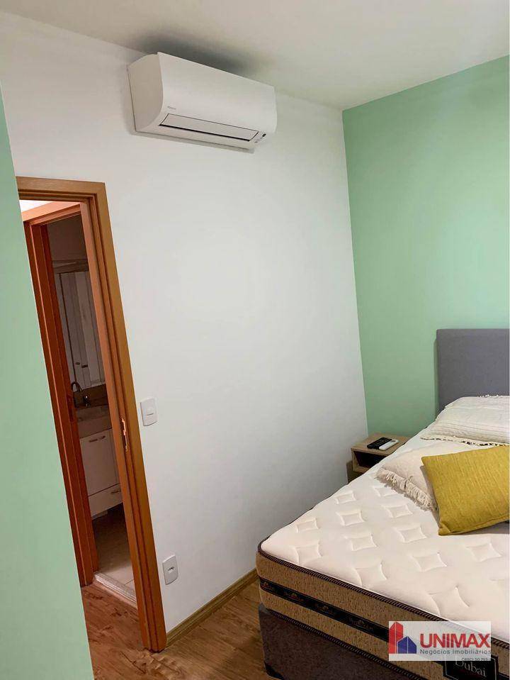 Apartamento à venda com 2 quartos, 72m² - Foto 11