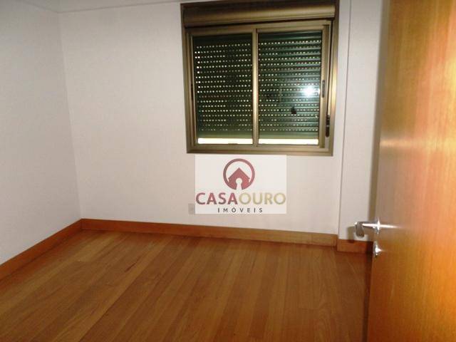 Apartamento à venda com 4 quartos, 178m² - Foto 9