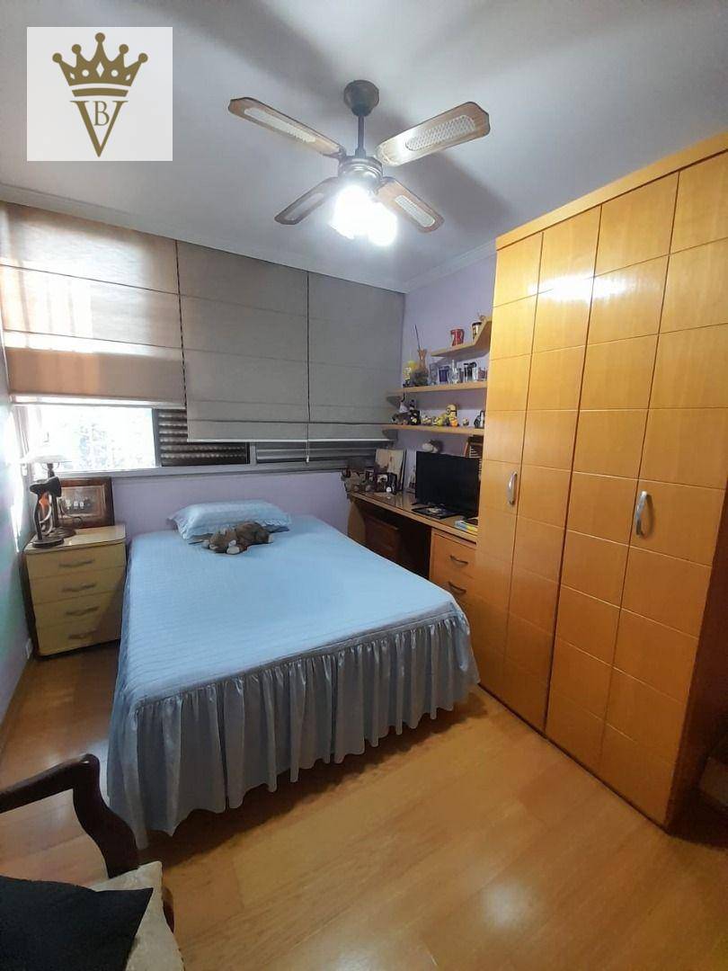 Apartamento à venda com 3 quartos, 140m² - Foto 4