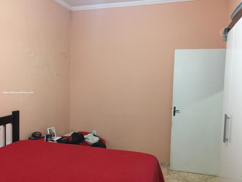 Casa à venda com 2 quartos, 110m² - Foto 20