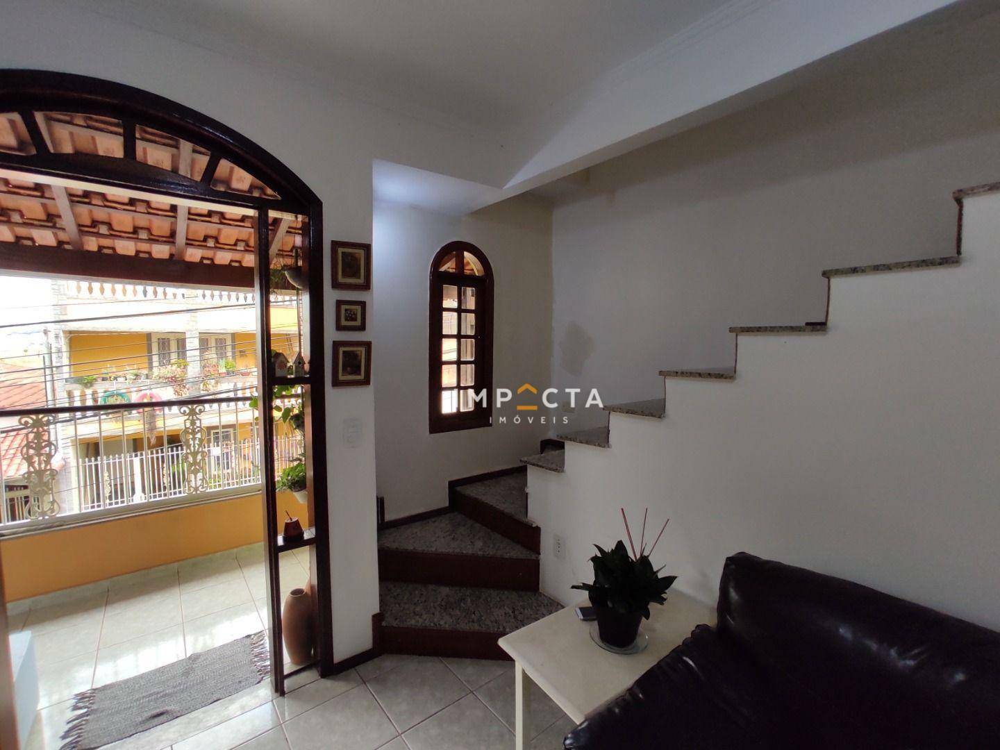 Casa à venda com 3 quartos, 157m² - Foto 14