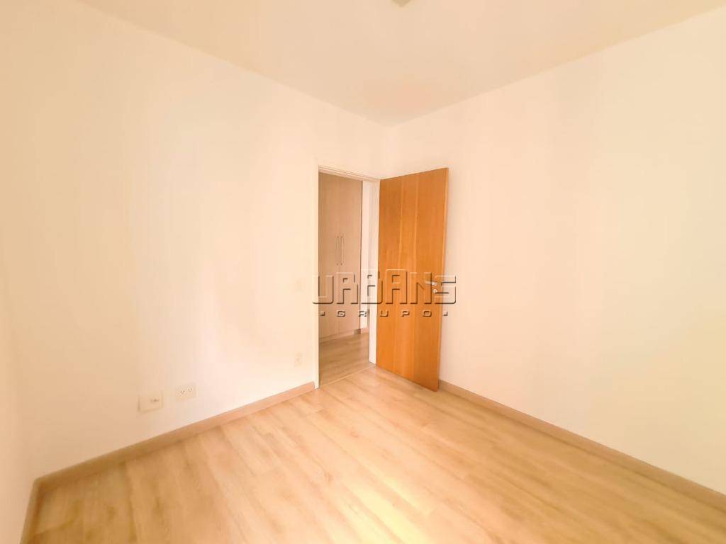 Apartamento para alugar com 3 quartos, 110m² - Foto 29