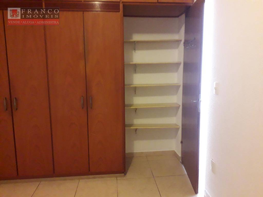 Apartamento à venda com 2 quartos, 60m² - Foto 22