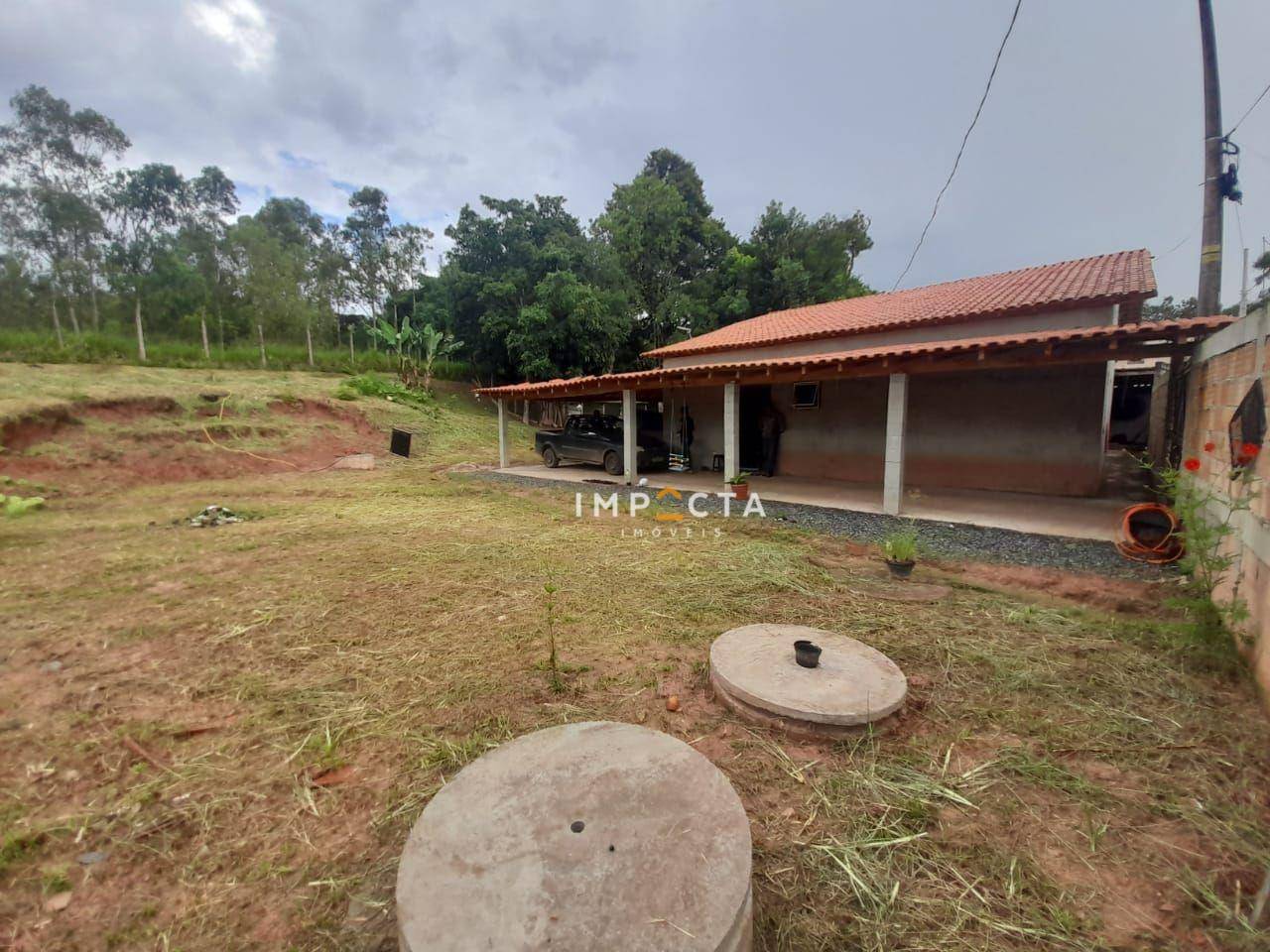 Chácara, 3 quartos, 600 m² - Foto 1