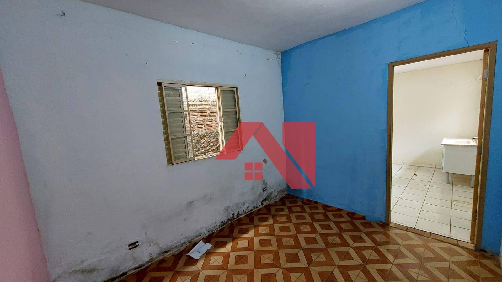 Casa à venda com 4 quartos, 186m² - Foto 4