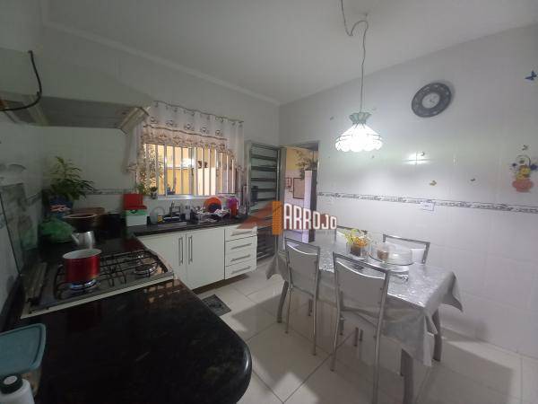 Sobrado à venda com 3 quartos, 165m² - Foto 13