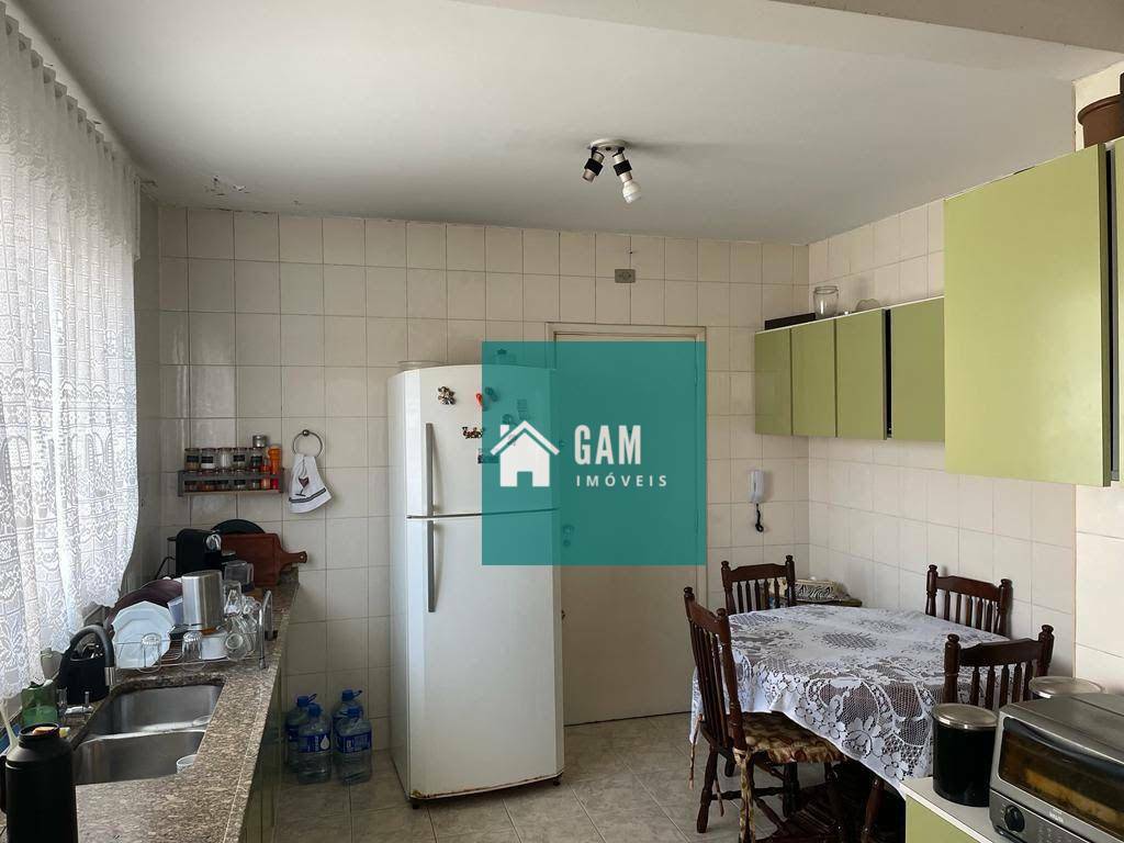 Apartamento à venda com 3 quartos, 138m² - Foto 4