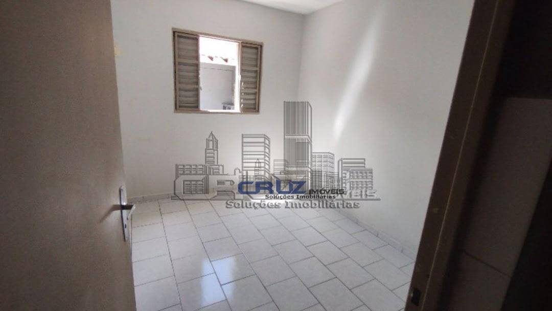 Casa à venda com 2 quartos, 81m² - Foto 11