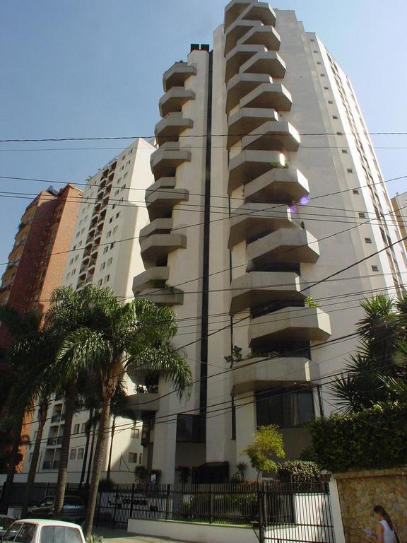 Apartamento à venda com 4 quartos, 176m² - Foto 1