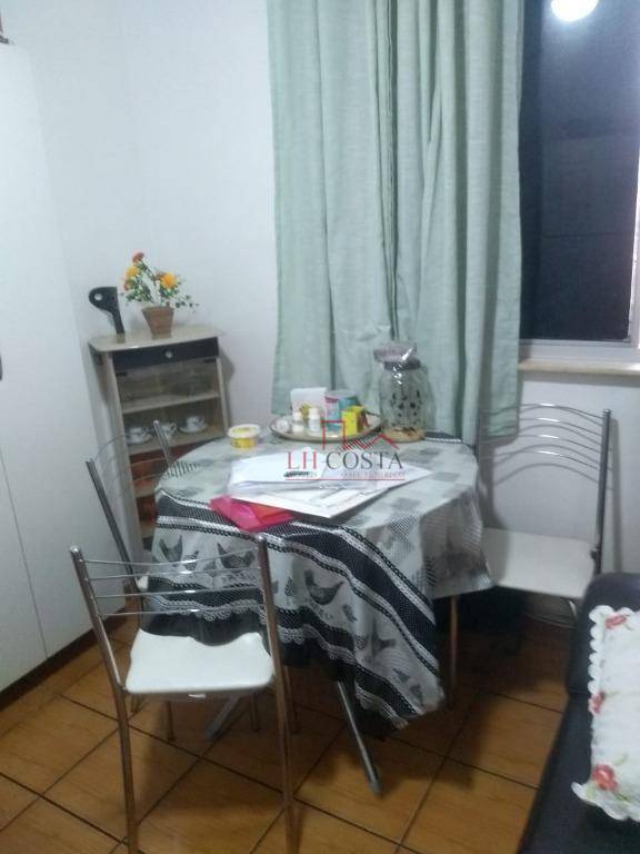 Apartamento à venda com 2 quartos, 60m² - Foto 18