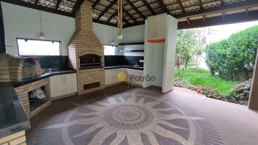 Casa de Condomínio à venda com 3 quartos, 550m² - Foto 17