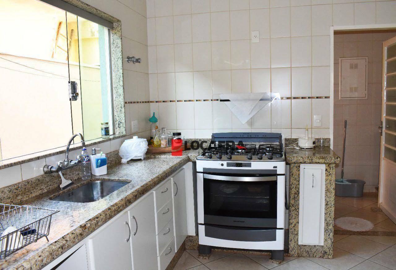 Casa à venda com 3 quartos, 230m² - Foto 21