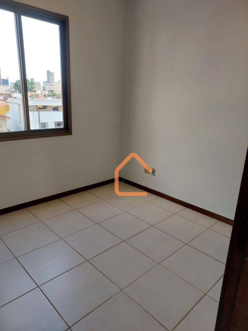 Apartamento à venda com 3 quartos, 95m² - Foto 6