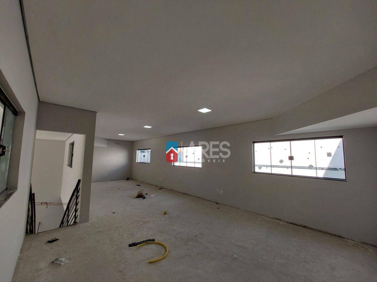 Loja-Salão para alugar, 330m² - Foto 4