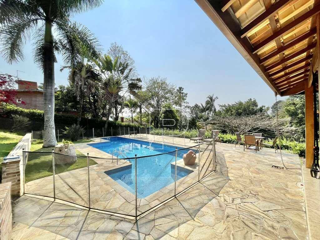 Casa de Condomínio à venda com 4 quartos, 540m² - Foto 2