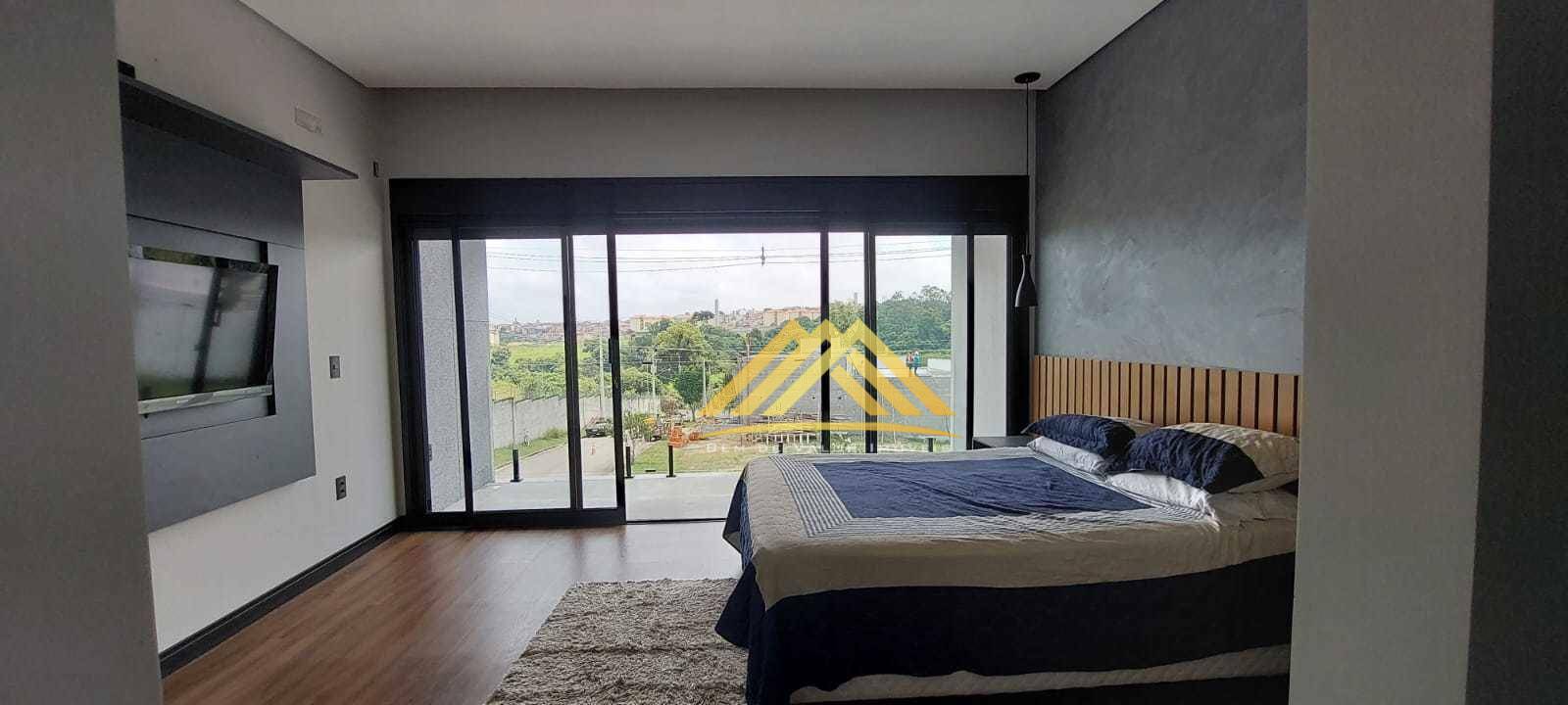 Casa à venda com 4 quartos, 290m² - Foto 18