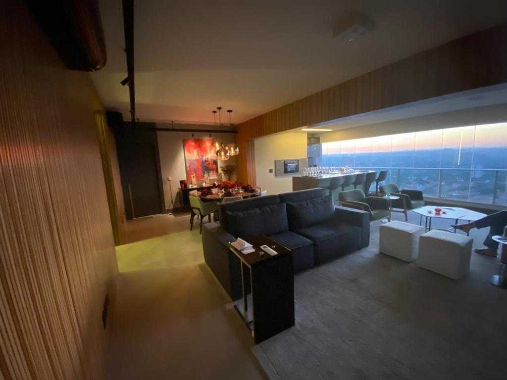 Apartamento à venda com 2 quartos, 150m² - Foto 13