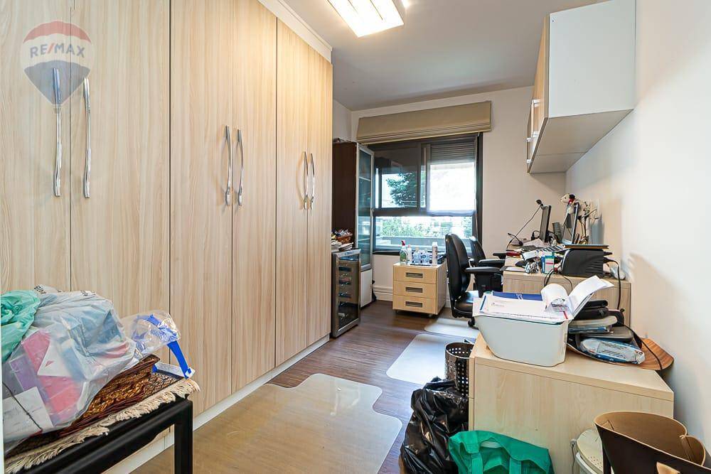 Apartamento à venda com 4 quartos, 155m² - Foto 22