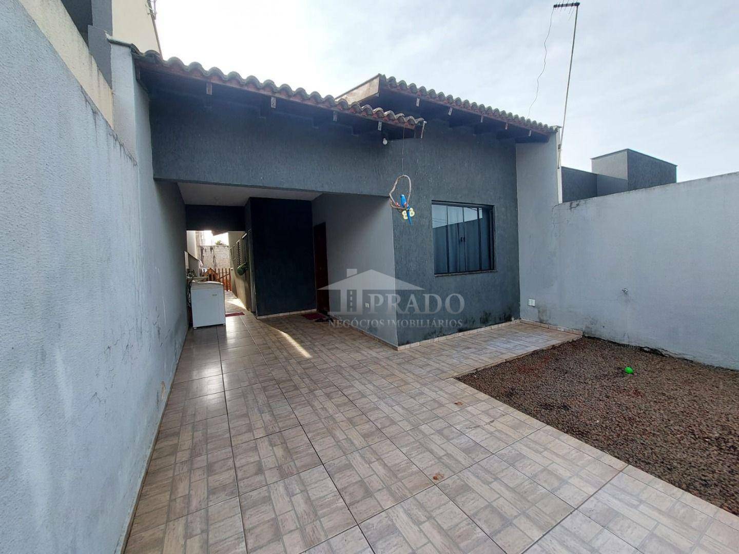 Casa à venda com 2 quartos, 66m² - Foto 2