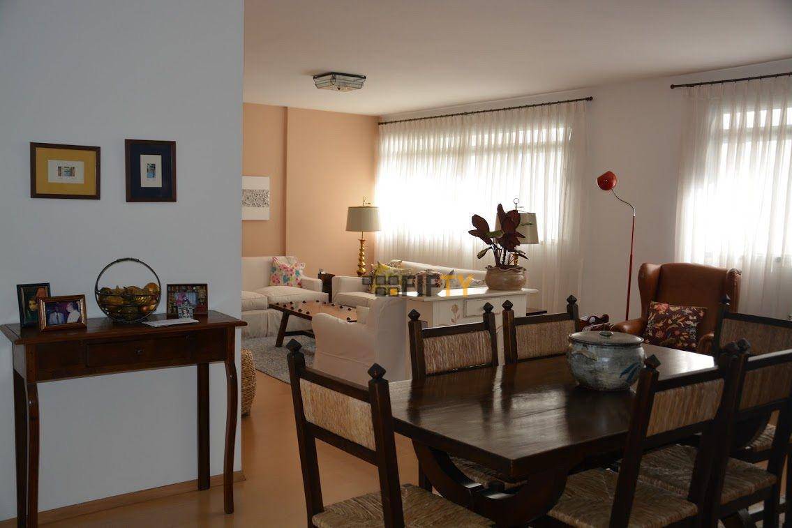 Apartamento à venda com 3 quartos, 155m² - Foto 1