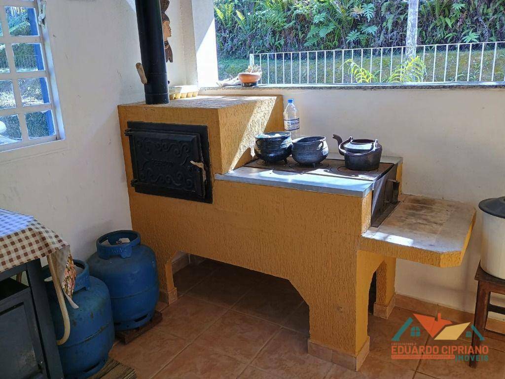 Chácara à venda com 4 quartos, 350m² - Foto 30