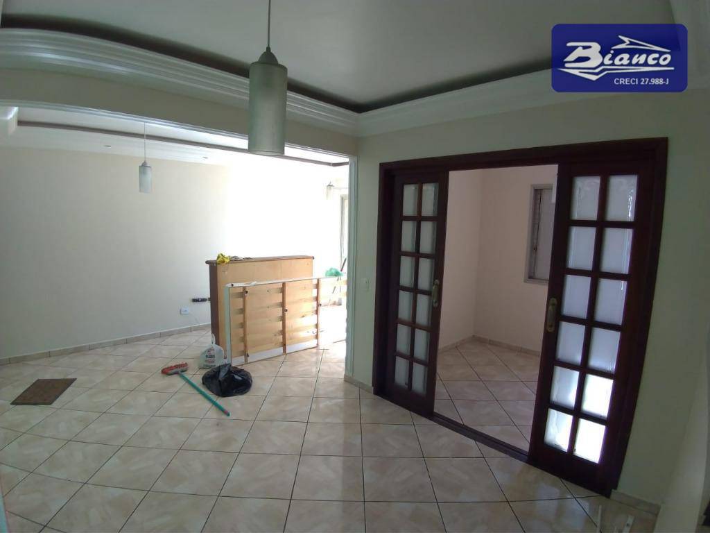 Apartamento à venda com 3 quartos, 76m² - Foto 14