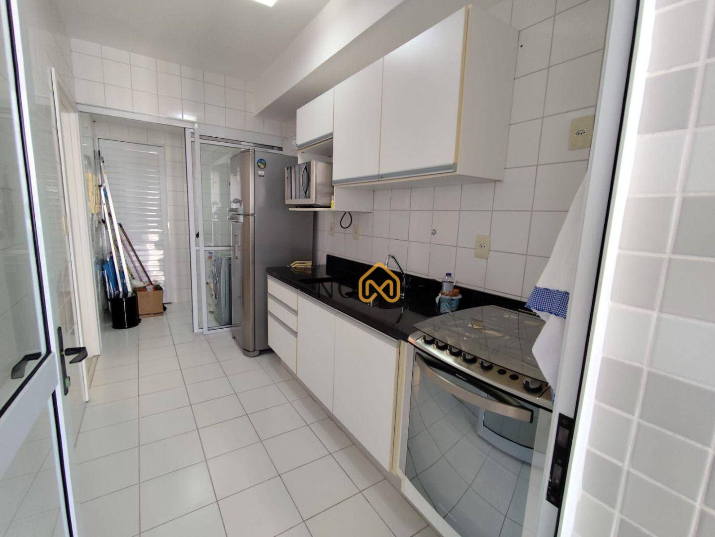 Apartamento à venda com 3 quartos, 128m² - Foto 13