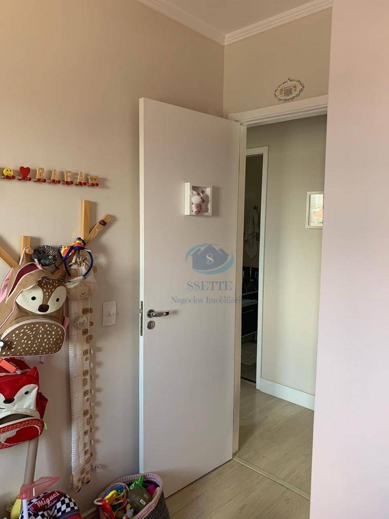 Apartamento à venda com 3 quartos, 70m² - Foto 25