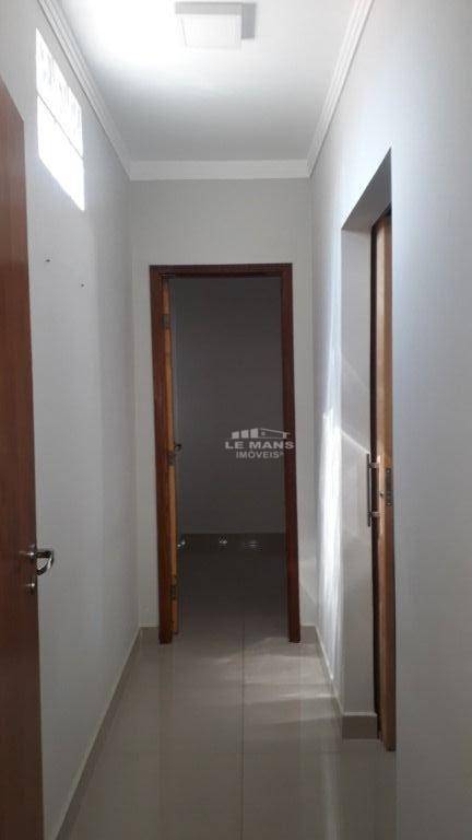 Casa à venda com 2 quartos, 90m² - Foto 19