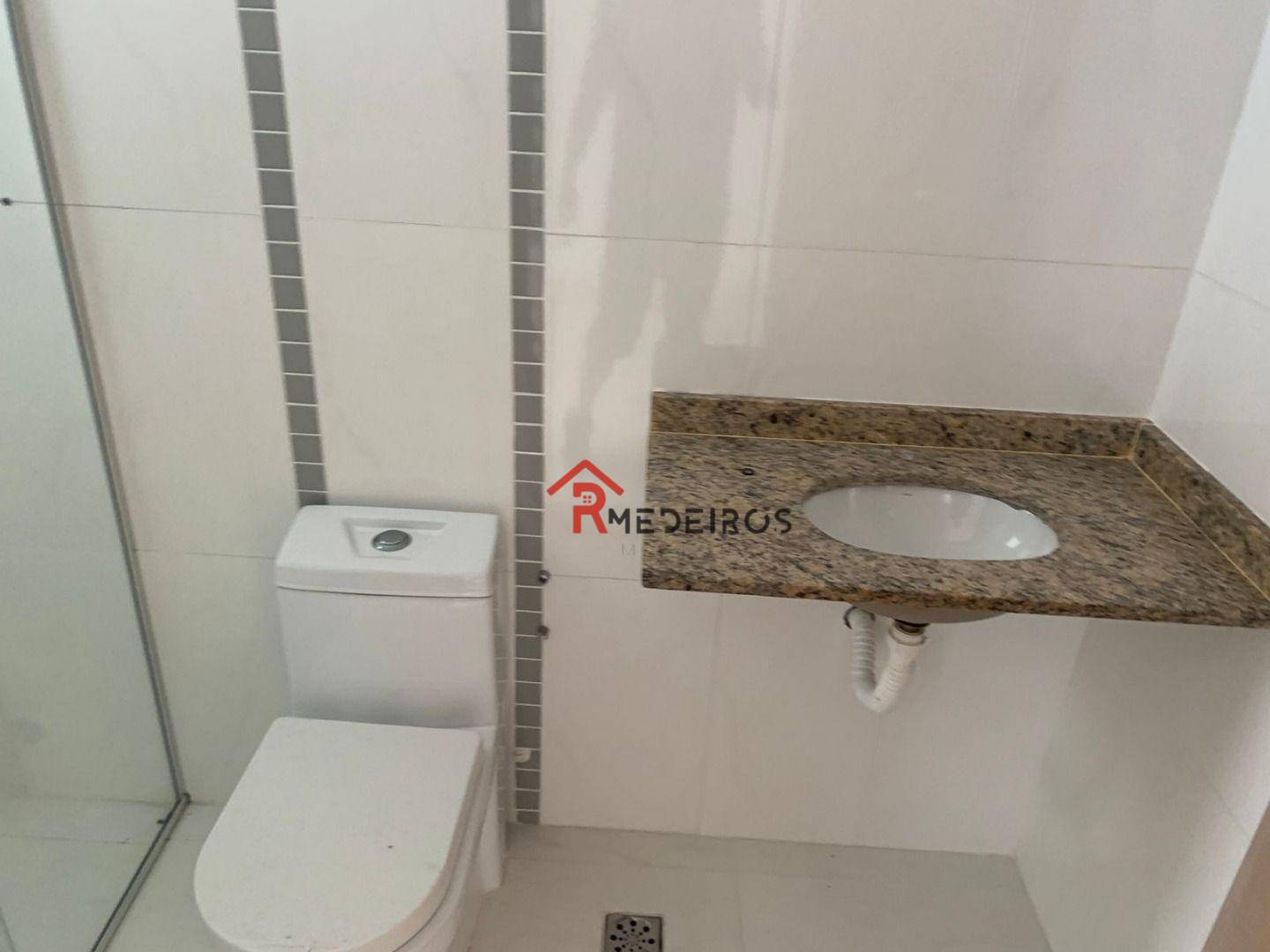 Apartamento à venda com 3 quartos, 206m² - Foto 17