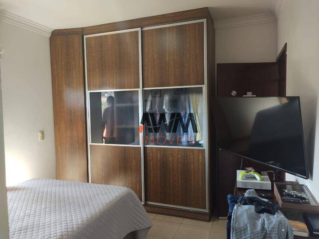 Sobrado à venda com 4 quartos, 309m² - Foto 25