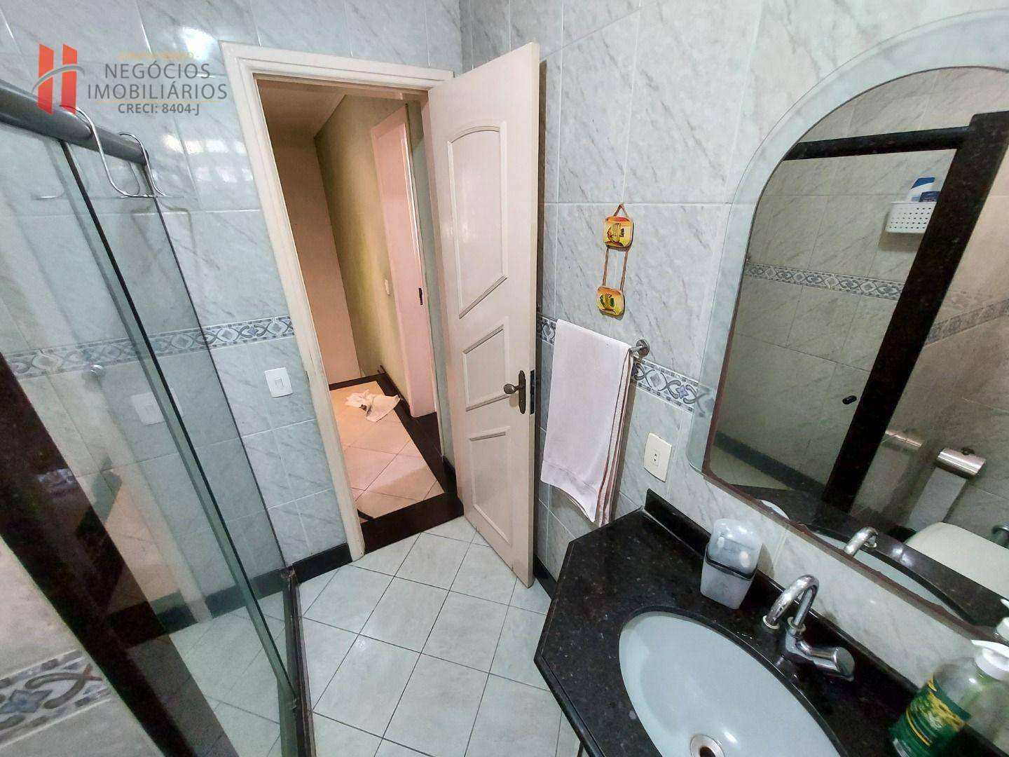 Casa à venda com 3 quartos, 224m² - Foto 28