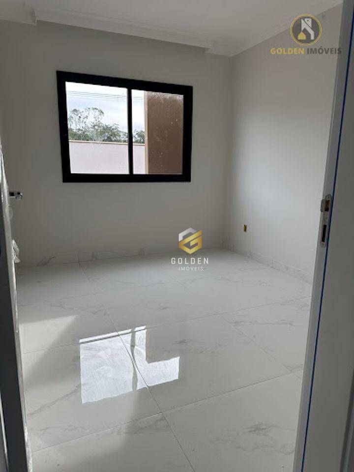 Casa à venda com 3 quartos, 98m² - Foto 12