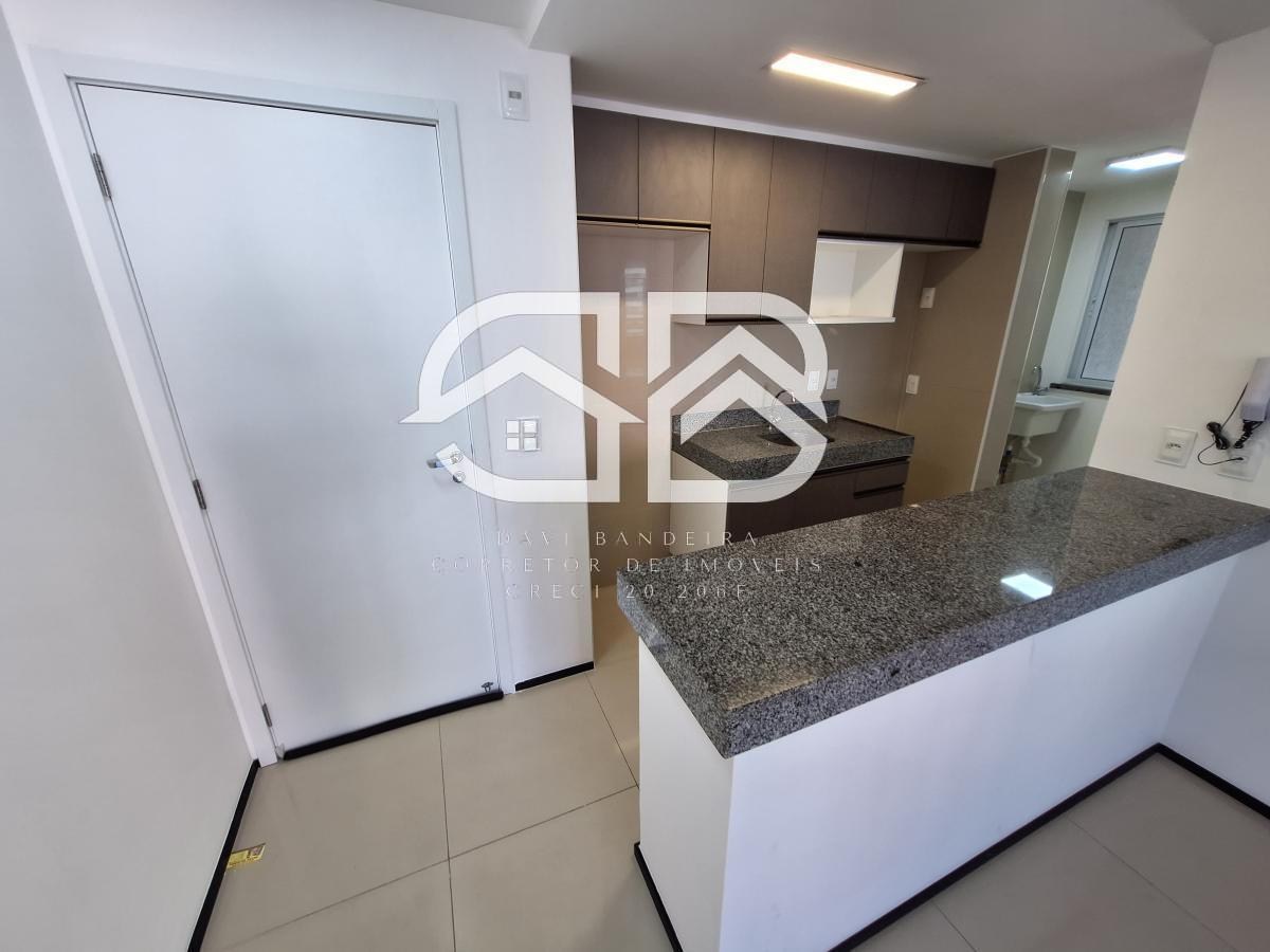 Apartamento à venda com 3 quartos, 70m² - Foto 4